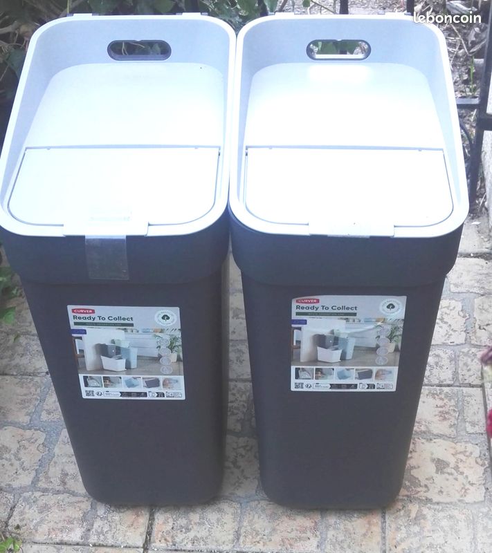 Poubelle de tri Curver neuve 30 litres 10 euro l'une (image 1)