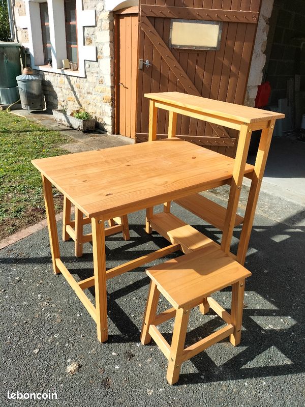 Table îlot avec ses 2 tabourets (image 1)
