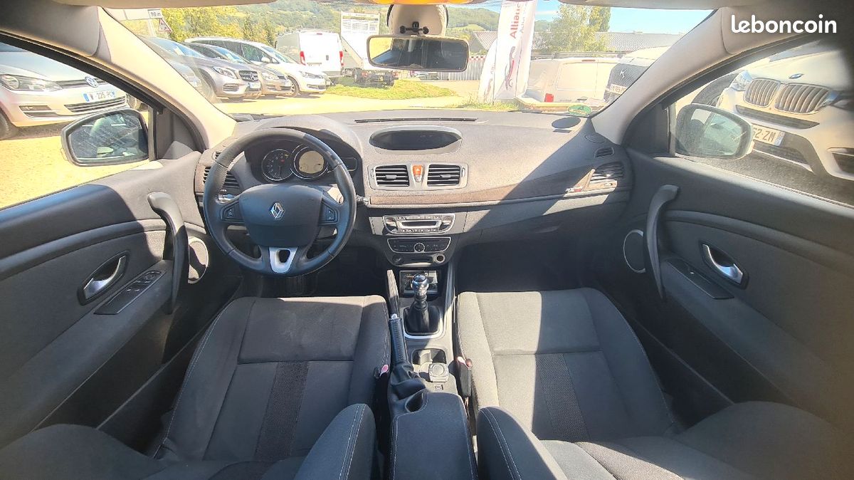 RENAULT Megane - 2.0 Tce coupé 180ch essence (image 15)