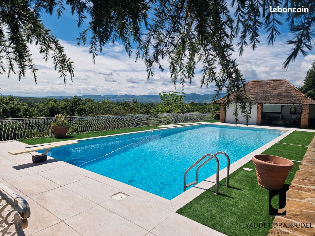 Propriété 8 pièces 340 m² (image 6)