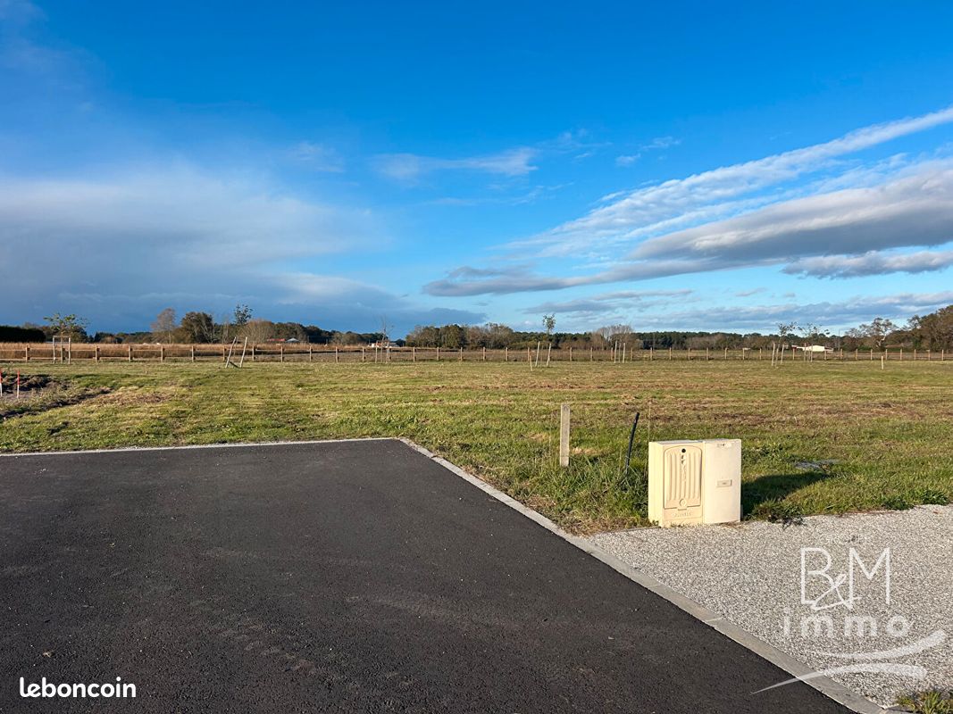 Terrain 560 m² · à Tosse · 560 m² · 224 000 €