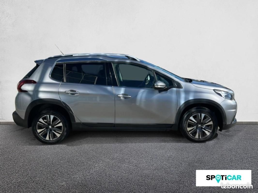 Peugeot 2008 BlueHDi 100ch S&S BVM5 Allure (image 4)
