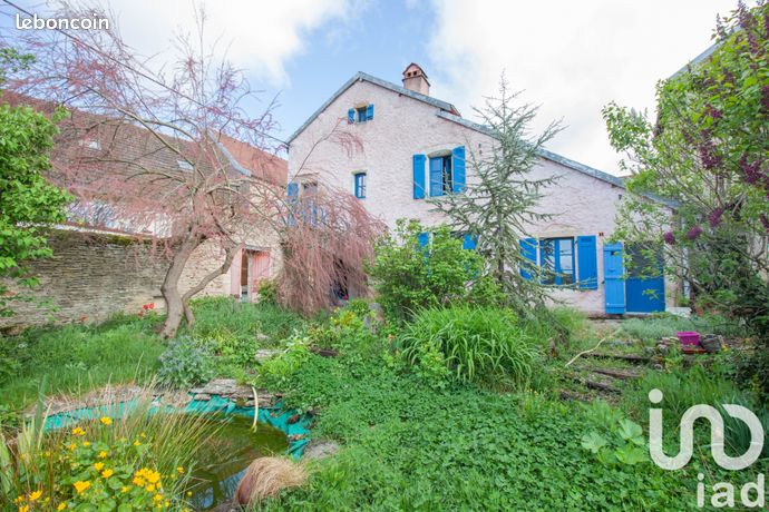 Propriété 5 pièces 135 m²