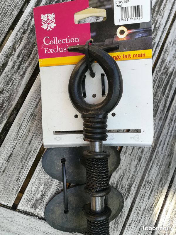 2 Tringles a rideaux noires en fer forgé a la main, NEUVES (image 1)