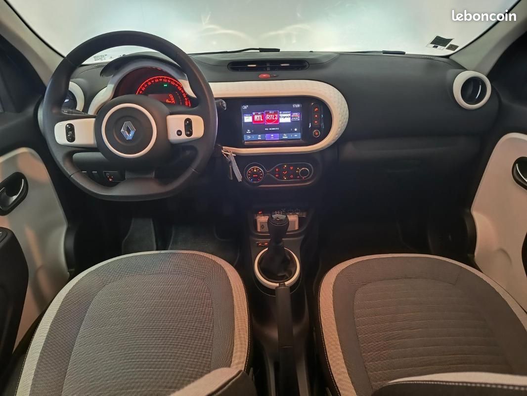 Renault Twingo III SCe 65 Equilibre (image 16)