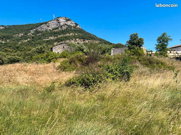 Terrain 817 m² SAINT BRES