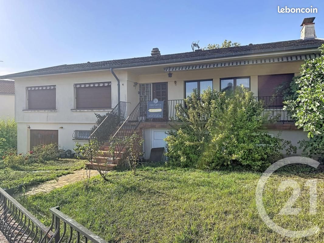 Maison 6 pièces 118 m² · à Courcelles-Chaussy · 118 m² · 180 000 €