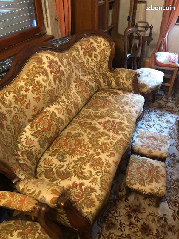 Salon (image 1)
