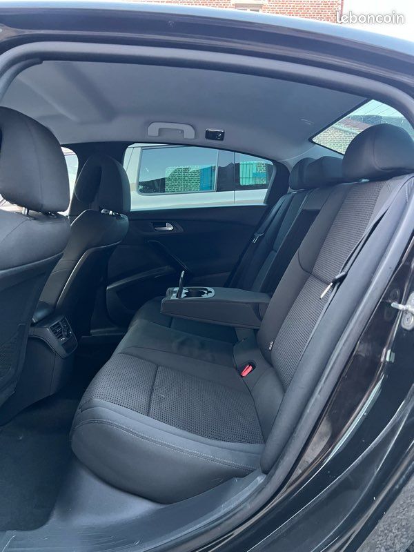 Peugeot 508 1.6 E-HDI BLUE LION BMP6 S&S 112CH / Clim / Jante / Régulateur / Boîte auto / LED / Radar / Bluetooth / Entretenue / Garantie (image 6)