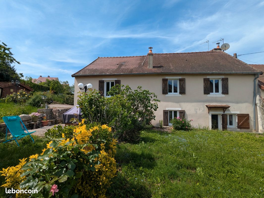 Maison 5 pièces 137 m² · à Autun · 136,5 m² · 200 000 €