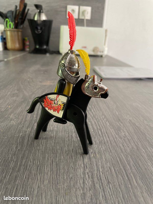 Playmobil chevalier (image 1)