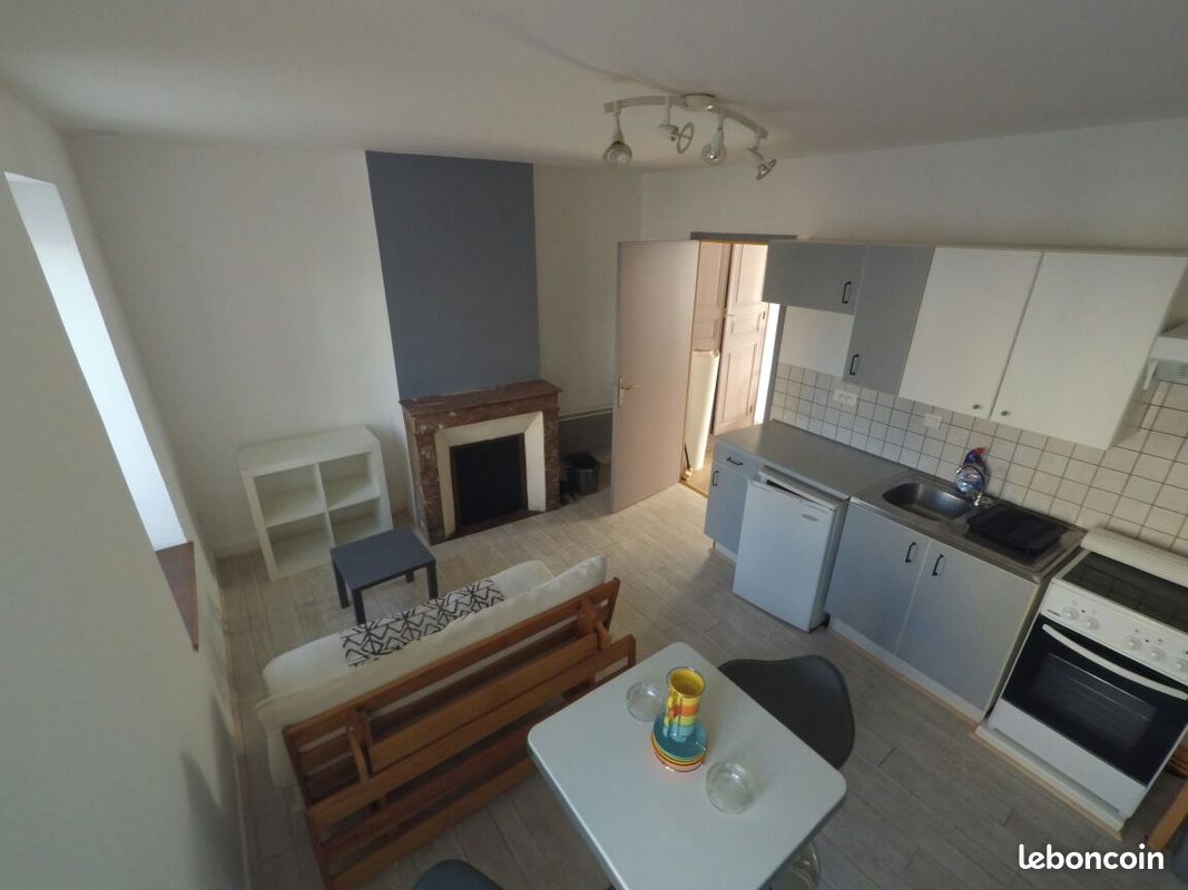Appartement 2 pièces 30 m² · à Ambert · 30 m² · 400 €