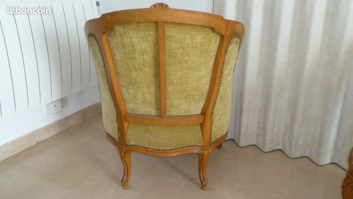 Lot de deux fauteuils Louis XV (image 2)