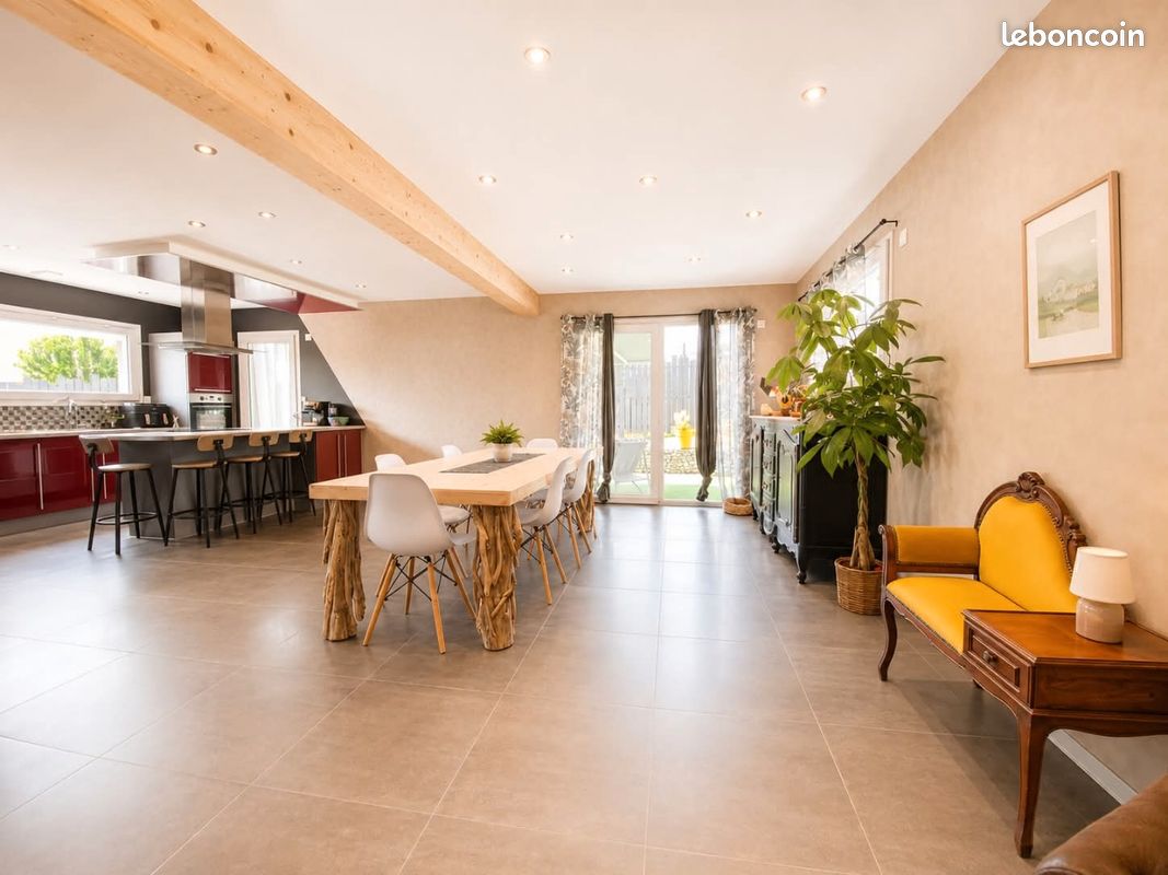 Maison 5 pièces 100 m² · à Besançon · 100 m² · 323 000 €
