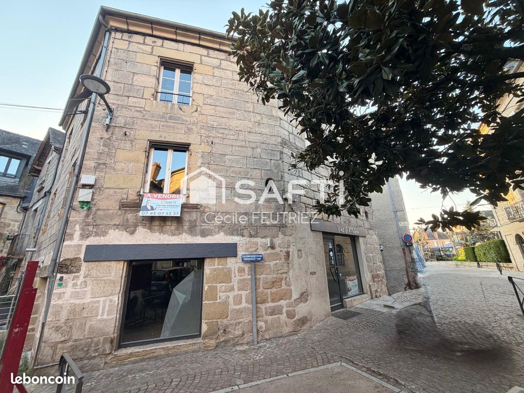 Immeuble 170 m² · à Brive-la-Gaillarde · 170 m² · 189 000 €