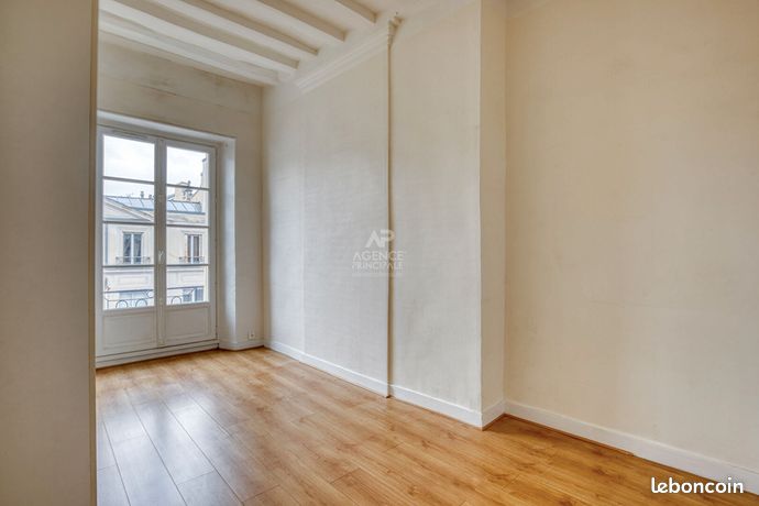 https://img.leboncoin.fr/api/v1/lbcpb1/images/54/f5/ae/54f5ae62759336caed67be453b2b1fc983420d05.jpg?rule=ad-image