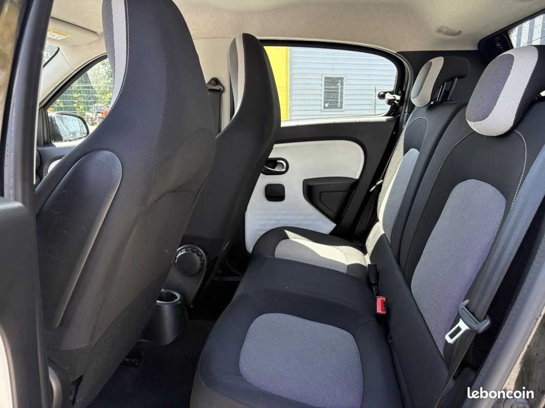 RENAULT TWINGO 1.0 Sce - 75 III BERLINE Zen PHASE 2 (image 9)