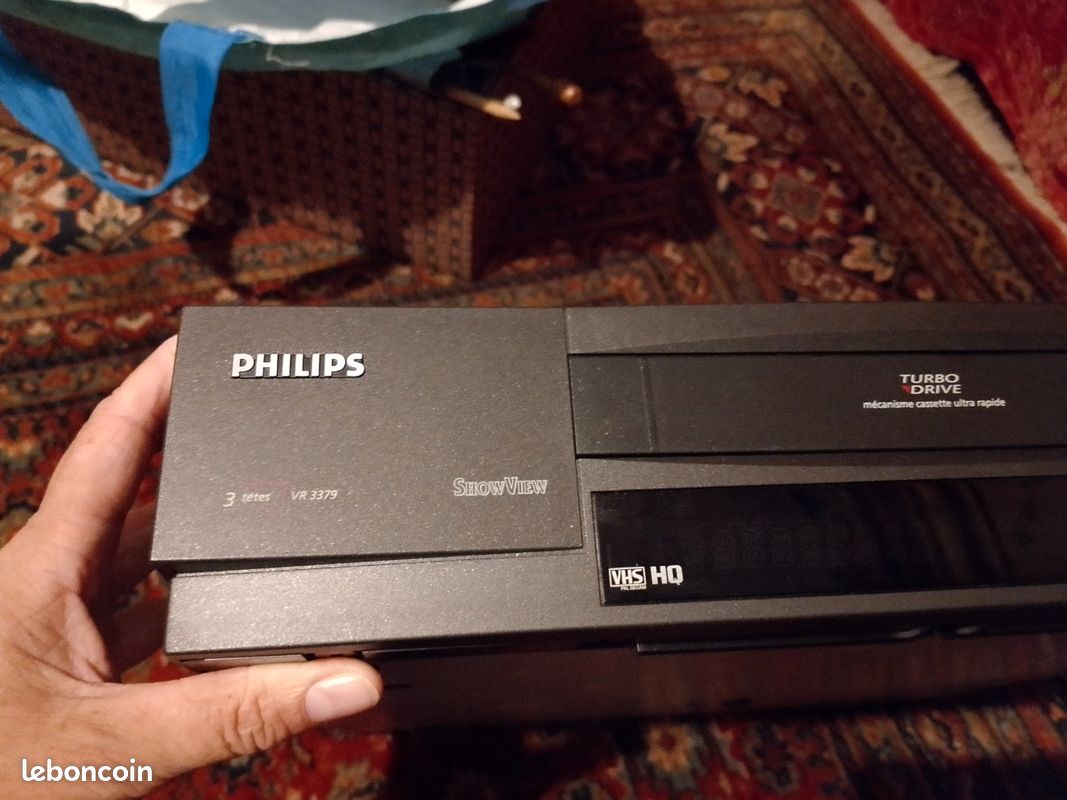 Magnétoscope VHS Cassette Vidéo Philips VR 657 - Photo, audio & vidéo