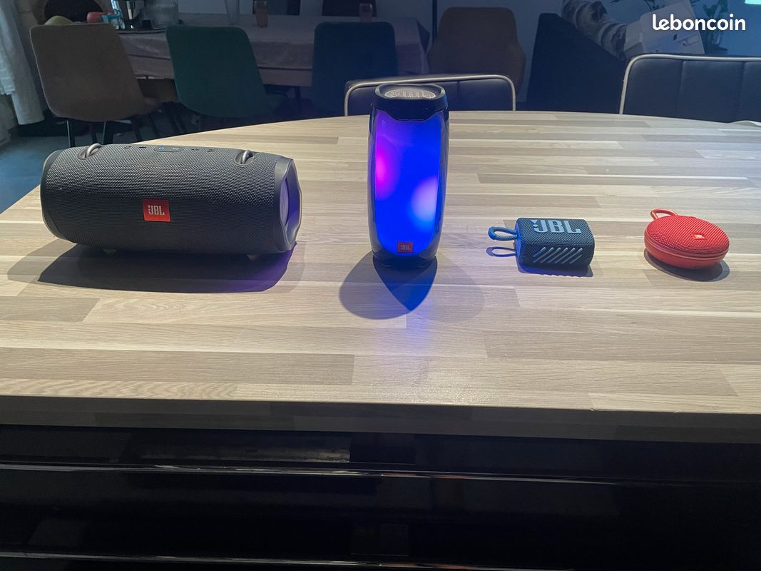 Jbl Speakers Jbl Flip Vs Jbl Pulse Jbl Flip Vs Pulse Jbl Clip Jbl