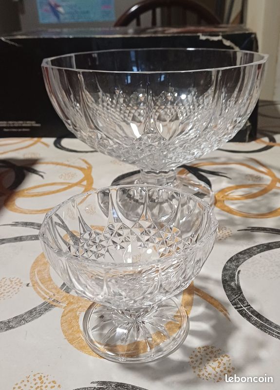 Service à Salade De Fruits En Cristal – élégant Et Vintage