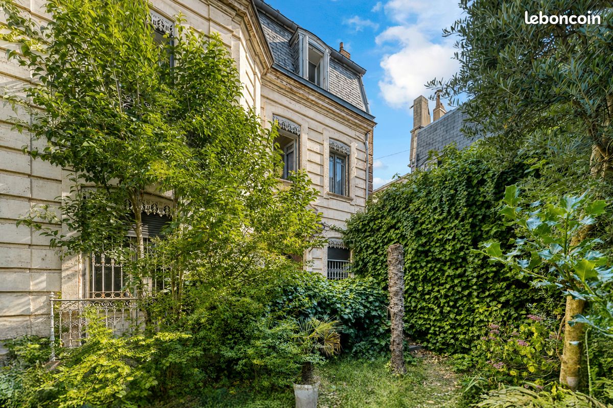 Maison 11 pièces 210 m² · à Toulouse · 210 m² · 780 000 €