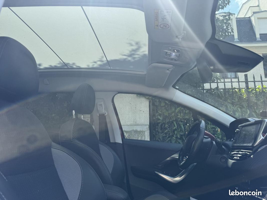 PEUGEOT 2008 1.2 THP Puretech 12V EAT6 S&S 110 cv Boîte auto - Distribution changée (image 11)