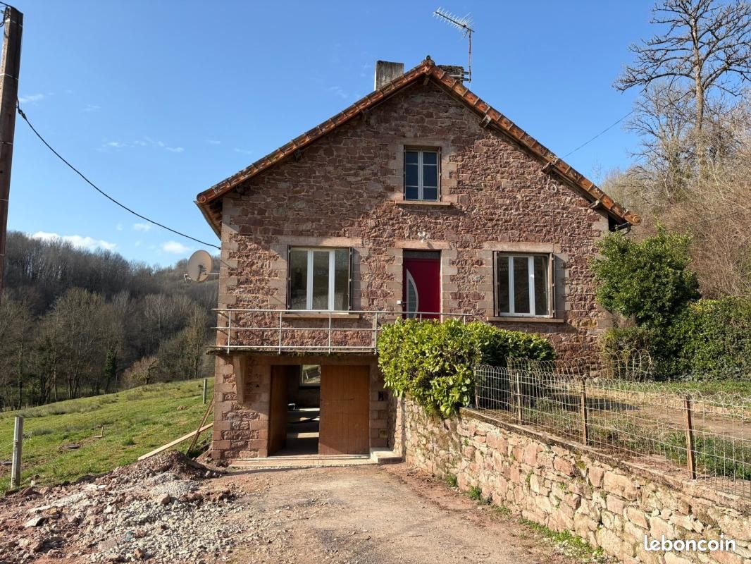 Maison 4 pièces 88 m² · à Conques-en-Rouergue · 88 m² · 975 €/mois