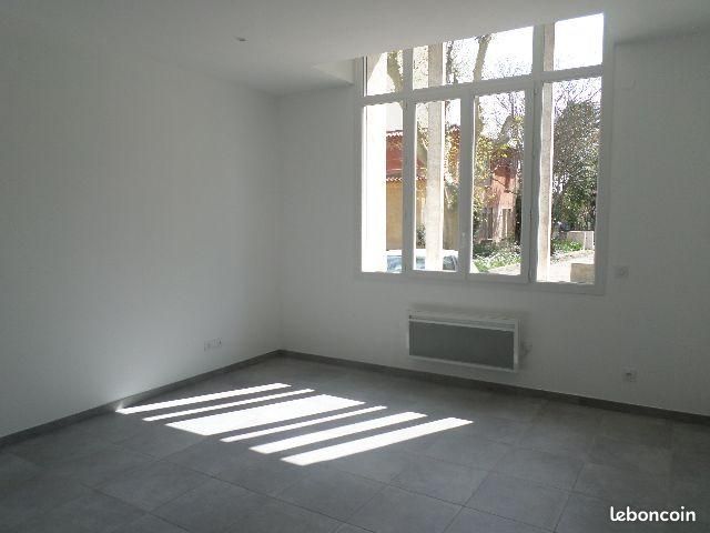 Appartement 1 pièce 28 m² · à Salon-de-Provence · 28 m² · 525 €