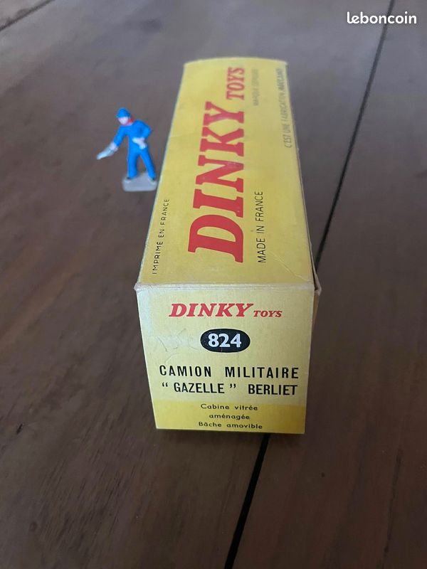 DINKY TOYS vitrage d’origine pour Berliet Gazelle 824