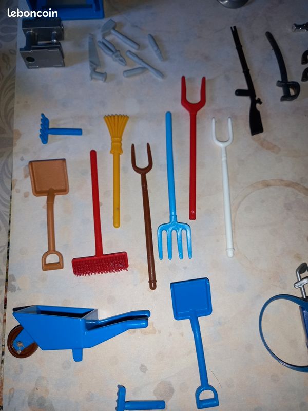 Lot Playmobil personnages accessoires (image 10)
