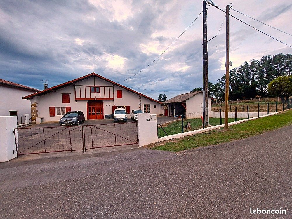 Maison 5 pièces 128 m² · à Amendeuix-Oneix · 128 m² · 265 000 €