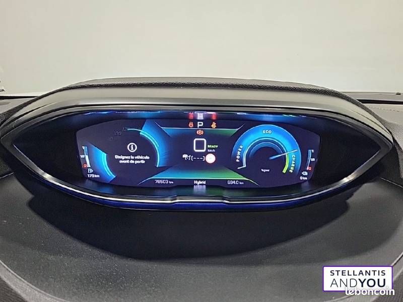 Peugeot 3008 Hybrid4 300 e-EAT8 GT Pack (image 23)
