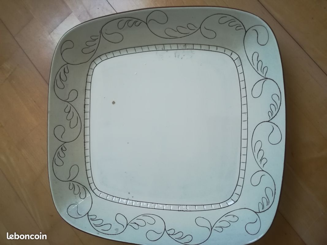 Plat carré (image 1)