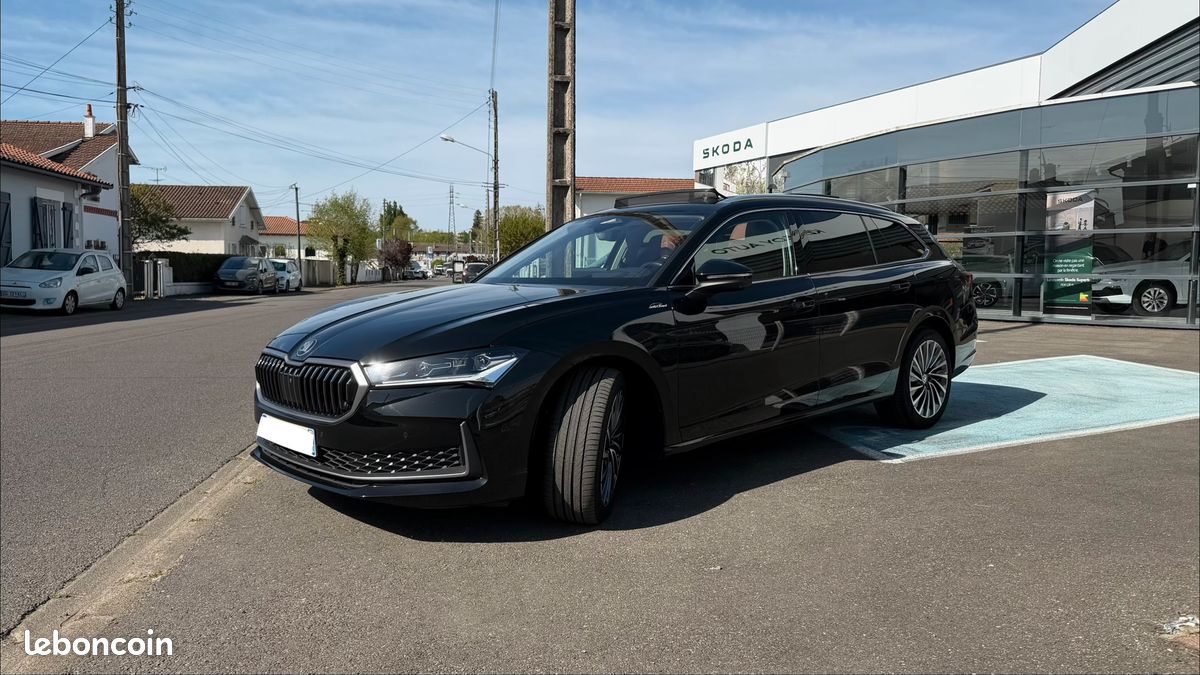 Skoda Superb Combi 1.5 TSI mHEV 150ch ACT DSG7 Laurin&Klement (image 2)
