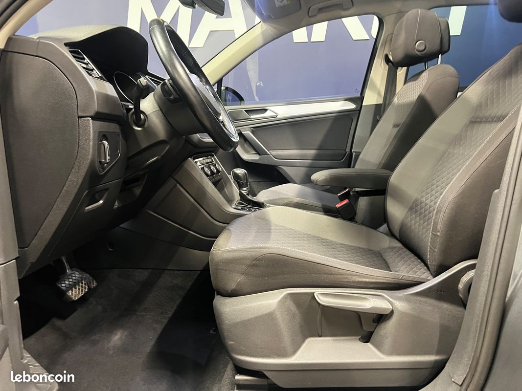 VOLKSWAGEN Tiguan 2.0 TDI 150ch Confortline - Boîte auto - CarPlay - Toit ouvrant panoramique - Régulateur de vitesse - Caméra de recul (image 10)