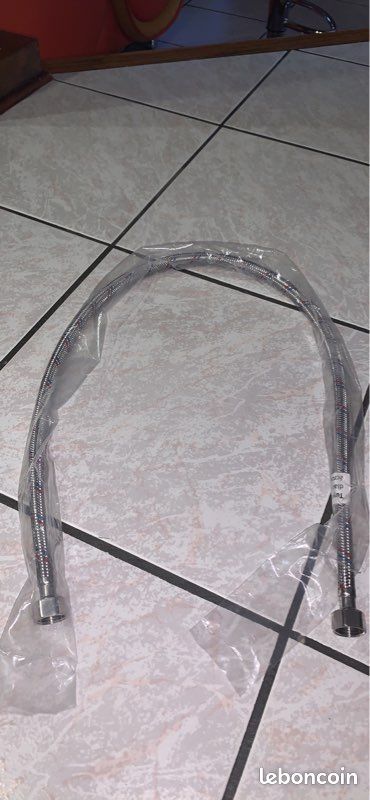 Flexible d eau 1 mètre (image 1)