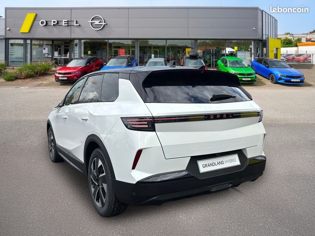 Opel Grandland (2) 1.2 Turbo Hybrid 145ch Automatique GS (image 6)