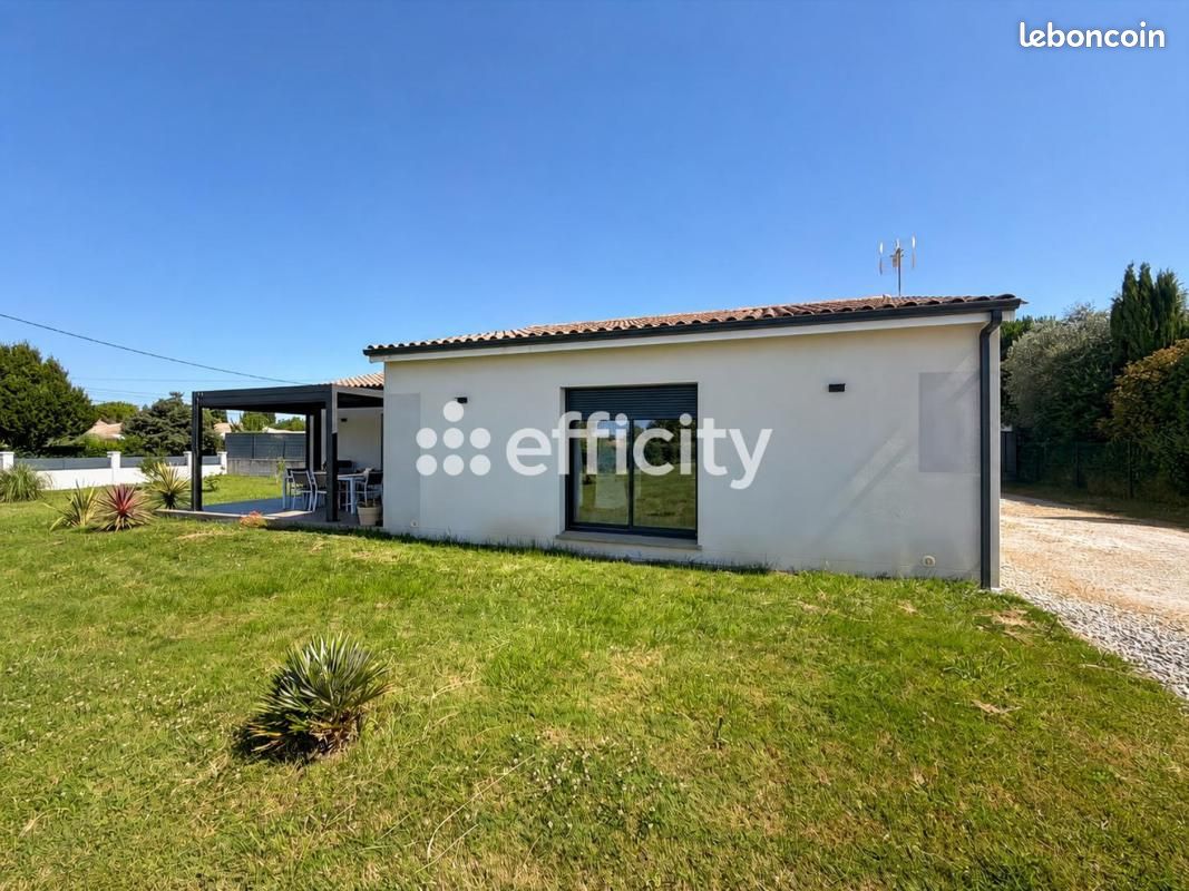 Maison 4 pièces 106 m² · à Chaniers · 106 m² · 283 000 €
