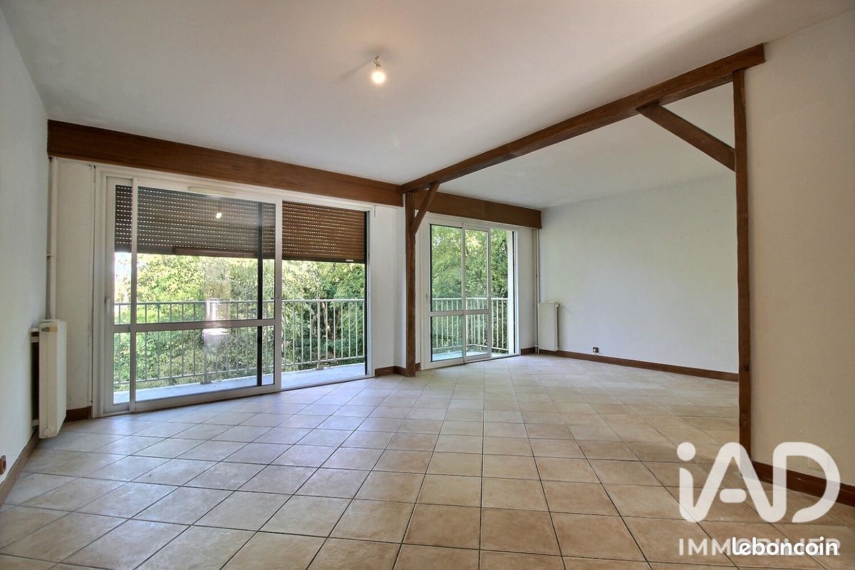 Appartement 4 pièces 77 m² · à Évry-Courcouronnes · 77 m² · 147 000 €