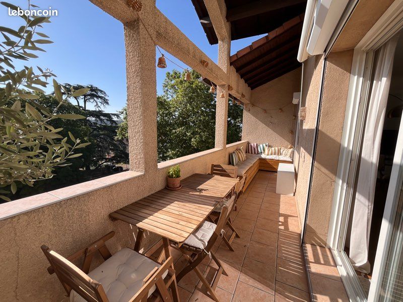 Appartement 3 pièces 77 m² · à Vernaison · 77 m² · 289 000 €