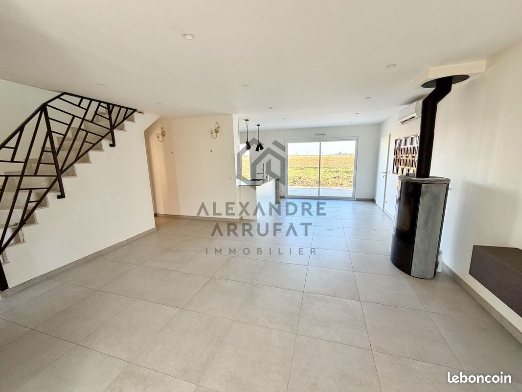 Maison 8 pièces 160 m² · à Évry-Grégy-sur-Yerre · 160 m² · 490 000 €