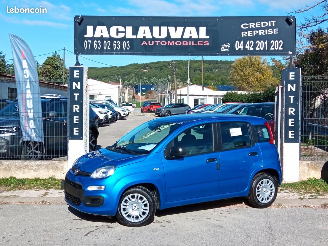 Fiat Panda 1.0 70 ch Hybrid BSG S/S Icone + peinture métallisée + kit gonflage (image 1)