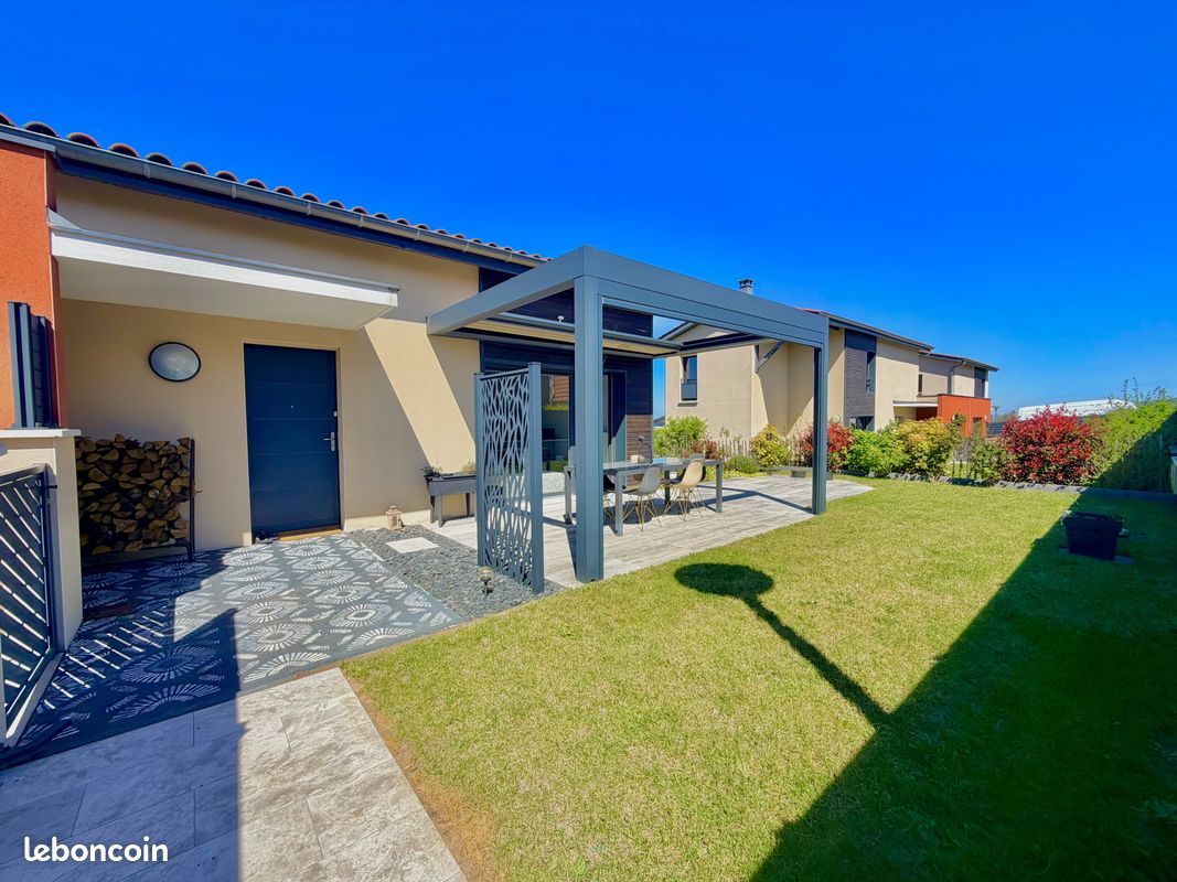 Maison 5 pièces 143 m² · à La Tour-de-Salvagny · 143 m² · 545 000 €