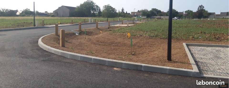 Terrain 380 m² · à Champmotteux · 80 000 €