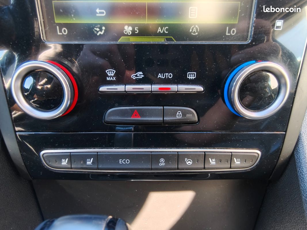 RENAULT Talisman ESTATE 1.6 DCi 160 CH INITIALE PARIS BVA / 4CONTROL / FULL OPTIONS / SOUND BY BOSE (image 41)
