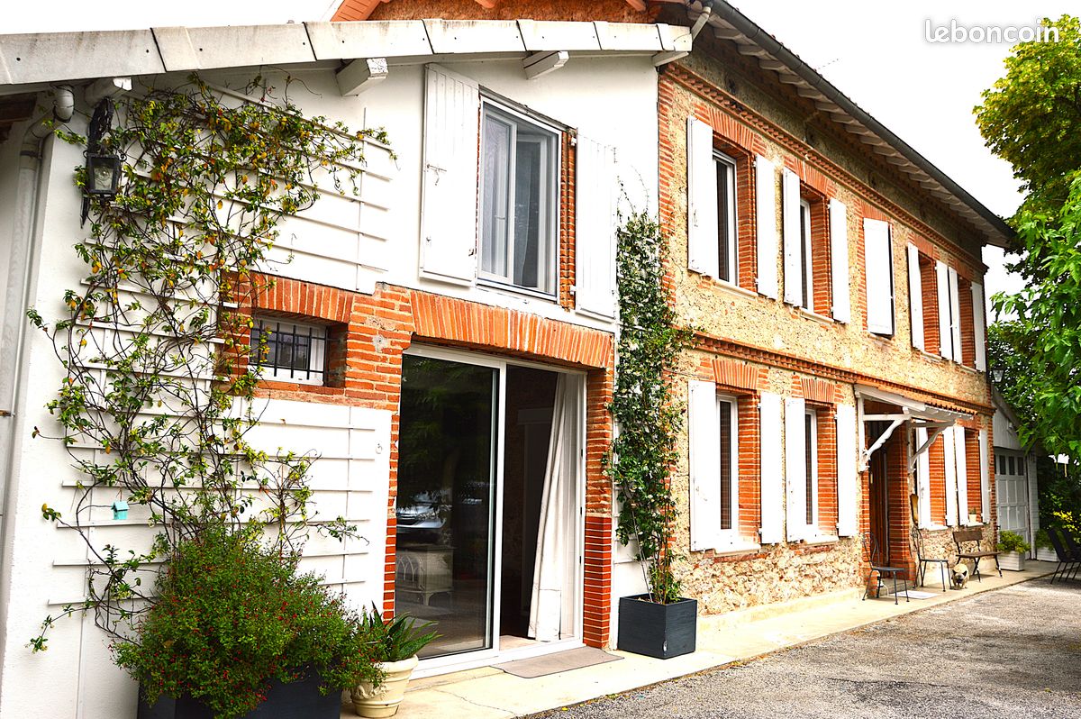 Maison 7 pièces 215 m² · à Lavaur · 215 m² · 468 000 €