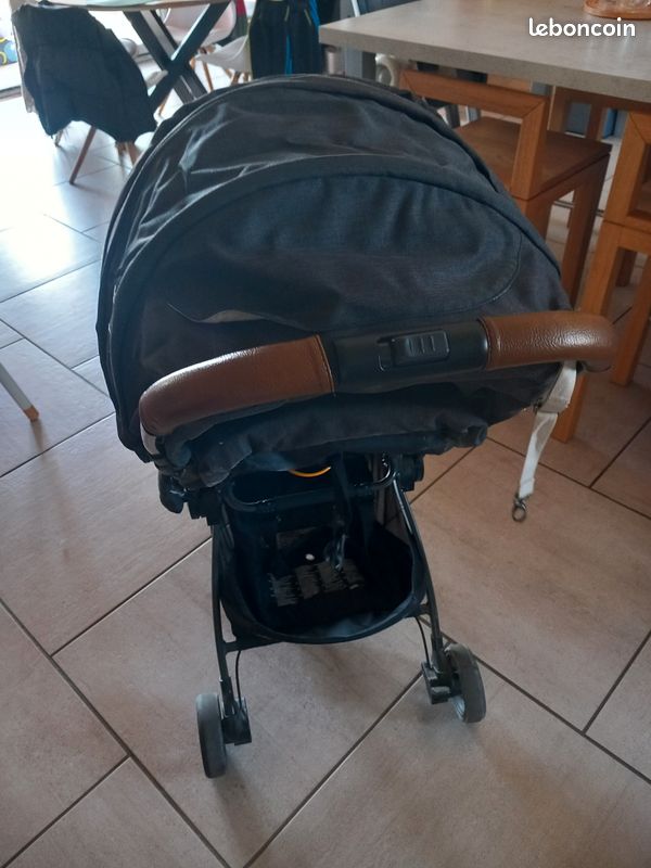 Poussette JOIE + cosy+ base isofix+ housse pluie (image 5)