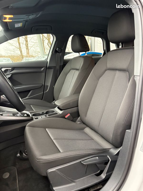 Audi A3 Sportback TDI 150CH S Tronic Garantie 6 ans Suivi Audi feux LED Apple Carplay GPS Sièges chauffants 419/mois (image 5)