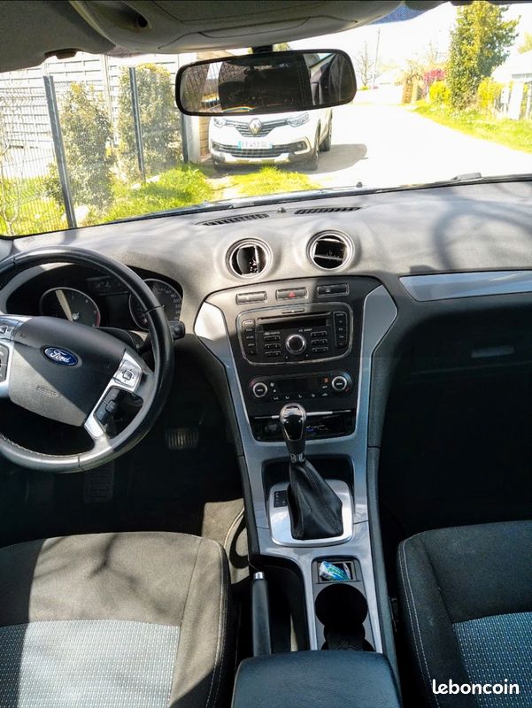 Ford Mondeo (image 3)