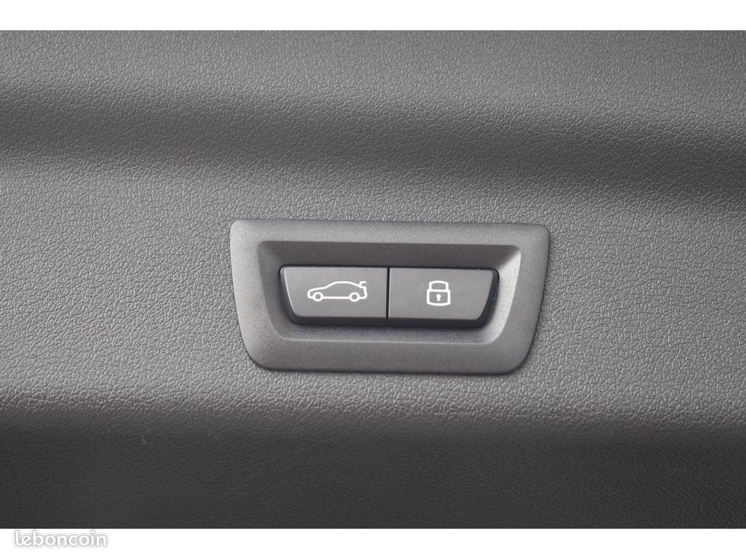 BMW X1 sDrive 20i 170ch DKG7 Business Design (image 10)